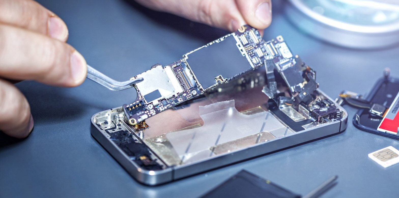 Pomoc-specjalistow-ulatwia-przywrocenie-telefonu Pomoc specjalistów ułatwia przywrócenie telefonu